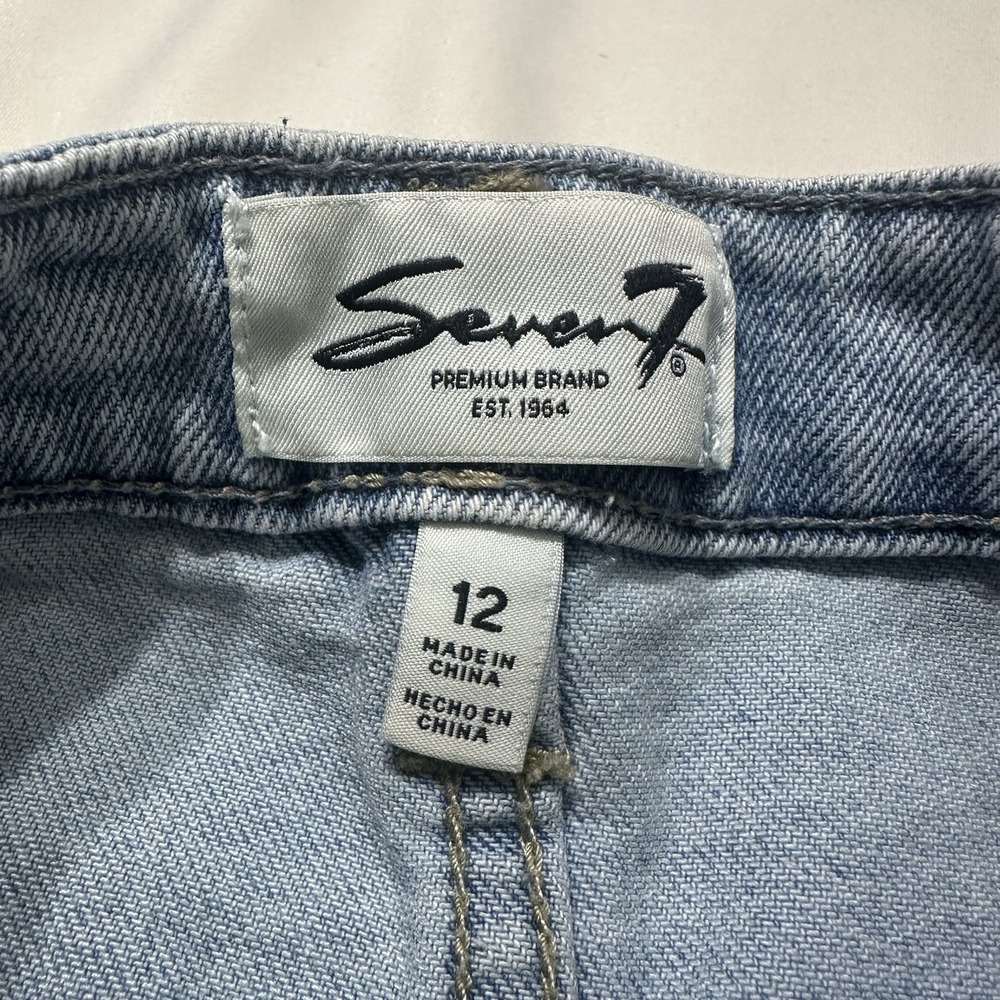 Seven7 Women's Straight Leg Jeans Size 12 Light Wash Stretch Denim - Picture 5 of 10